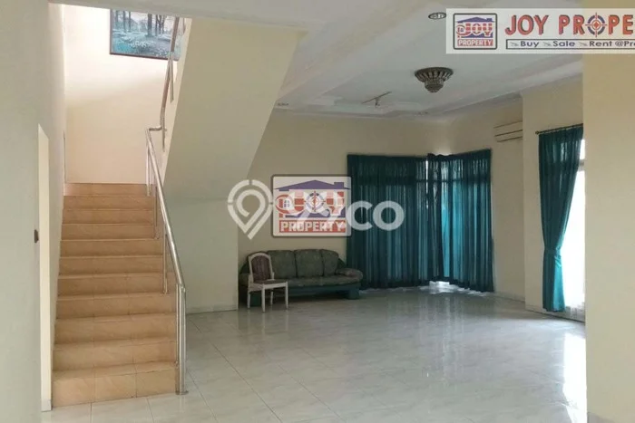 Disewakan Rumah Murah di Meruya Jakarta Barat dengan 4 Kamar Tidur Disewakan Rumah Murah di Meruya Jakarta Barat dengan 4 Kamar Tidur