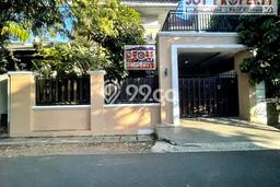 Rumah Luxury Modern Siap Huni di Guntur Jakarta Selatan Rumah Luxury Modern Siap Huni di Guntur Jakarta Selatan