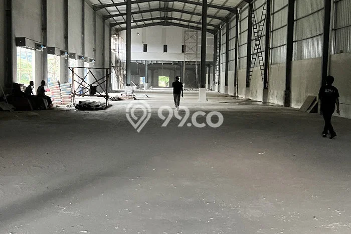 Gudang Disewakan di Area Ramai Lippo Cikarang, Cikarang Gudang Disewakan di Area Ramai Lippo Cikarang, Cikarang
