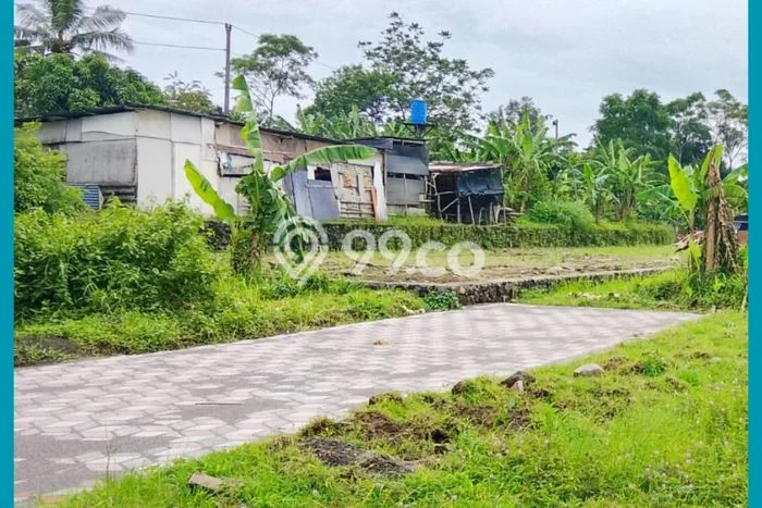 Tanah Kavling Dijual di Maguwoharjo, Yogyakarta dengan Luas Tanah 131m2 Tanah Kavling Dijual di Maguwoharjo, Yogyakarta dengan Luas Tanah 131m2