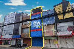 Ruko Dijual di Prime Area Jakarta Selatan Luas 300m2 Ruko Dijual di Prime Area Jakarta Selatan Luas 300m2