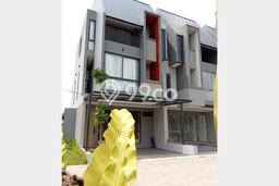 Dijual Rumah Premium dengan Fasilitas Sekitar Lengkap di Cilandak, Jakarta Selatan Dijual Rumah Premium dengan Fasilitas Sekitar Lengkap di Cilandak, Jakarta Selatan