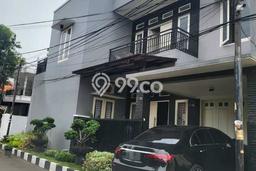 Rumah Mewah LB 300m2 Siap Huni Desain Elegan di Kayu Putih, Jakarta Timur Rumah Mewah LB 300m2 Siap Huni Desain Elegan di Kayu Putih, Jakarta Timur