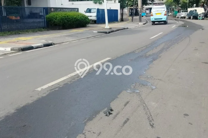 Rumah Eksklusif Dijual LT 587m2 di Tanah Abang, Jakarta Pusat Rumah Eksklusif Dijual LT 587m2 di Tanah Abang, Jakarta Pusat