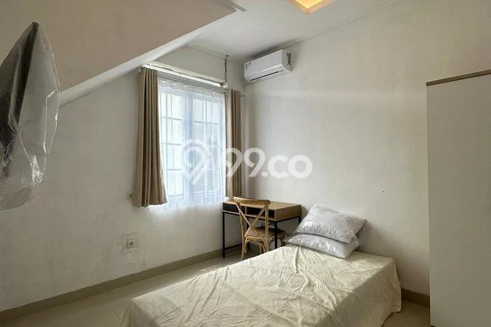 Dijual Cepat Rumah Bagus Siap Huni LB 300m2 di Antapani, Bandung Dijual Cepat Rumah Bagus Siap Huni LB 300m2 di Antapani, Bandung