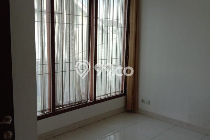 Disewakan! Rumah 5 Kamar Tidur &
4 Kamar Mandi di Geger Kalong, Bandung Disewakan! Rumah 5 Kamar Tidur &
4 Kamar Mandi di Geger Kalong, Bandung