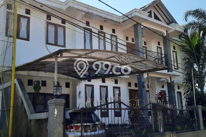 For Sale Rumah 9 Kamar Lokasi Strategis Bagus dan Strategis di Mandalajati For Sale Rumah 9 Kamar Lokasi Strategis Bagus dan Strategis di Mandalajati