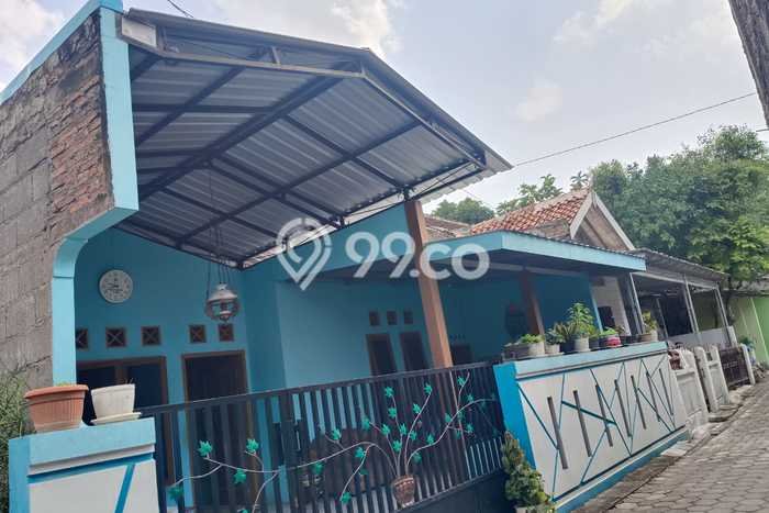 Dijual Cepat Rumah Bagus Siap Huni LB 80m2 di Gayamsari, Semarang Dijual Cepat Rumah Bagus Siap Huni LB 80m2 di Gayamsari, Semarang