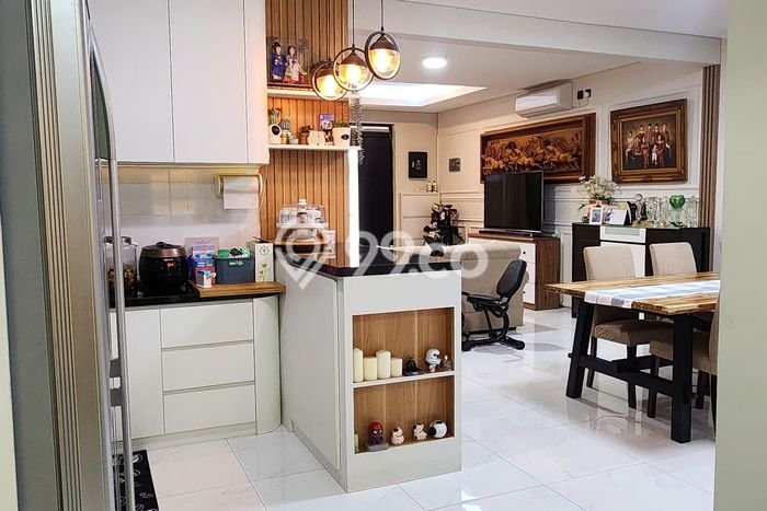 Rumah Mewah LB 182m2 Siap Huni Desain Elegan di Kota Baru Parahyangan, Bandung Rumah Mewah LB 182m2 Siap Huni Desain Elegan di Kota Baru Parahyangan, Bandung