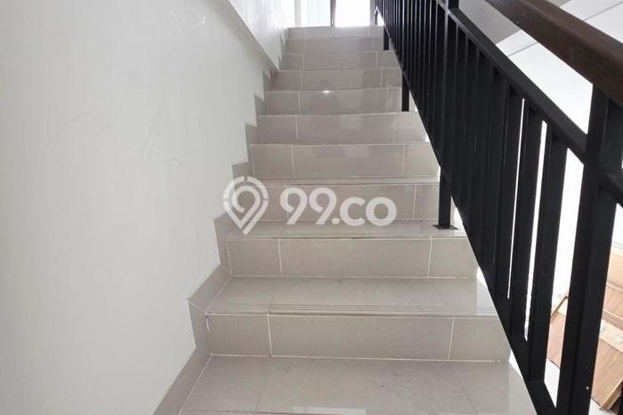 Area Ramai! Ruko Dijual di BSD untuk Bisnis Luas Bangunan 178m2 Area Ramai! Ruko Dijual di BSD untuk Bisnis Luas Bangunan 178m2