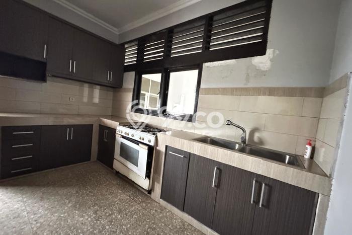 Rumah Luxury Modern Siap Huni di Mampang Jakarta Selatan Rumah Luxury Modern Siap Huni di Mampang Jakarta Selatan