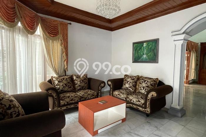 Siap Huni Rumah Minimalis & Modern LB 250m2 di Pejaten Siap Huni Rumah Minimalis & Modern LB 250m2 di Pejaten