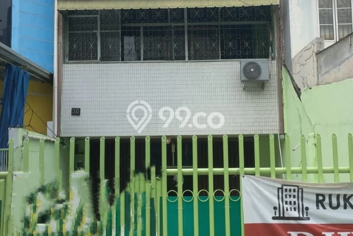 Ruko Bagus Dijual LB 486m2 Lokasi Strategis Jakarta Barat Area Cocok untuk Berbisnis Ruko Bagus Dijual LB 486m2 Lokasi Strategis Jakarta Barat Area Cocok untuk Berbisnis