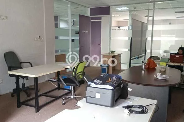 Kantor Disewa di Jakarta Barat dengan LB 47m2 Area Komersial Ramai Kantor Disewa di Jakarta Barat dengan LB 47m2 Area Komersial Ramai