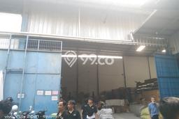 Unit Gudang Disewakan di Rawa Buaya di Area Ramai & Strategis Unit Gudang Disewakan di Rawa Buaya di Area Ramai & Strategis