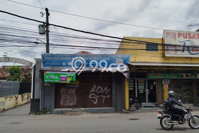 Dijual! Ruko di Maguwoharjo Yogyakarta LT 114m2 / LB 110m2 Kawasan Strategis Dijual! Ruko di Maguwoharjo Yogyakarta LT 114m2 / LB 110m2 Kawasan Strategis