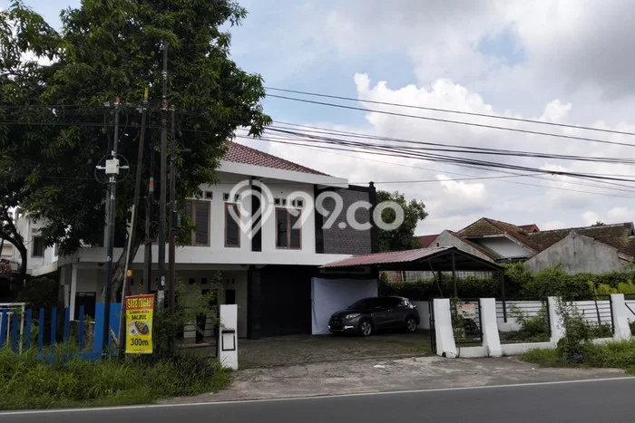 Ruko bagus disewakan di Banguntapan Bantul dengan LB 500m2 harga sewa terbaik Ruko bagus disewakan di Banguntapan Bantul dengan LB 500m2 harga sewa terbaik