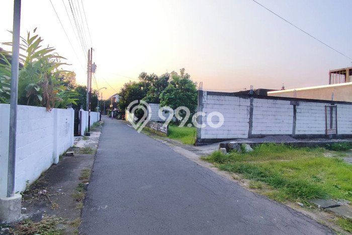 Tanah Kosong Dijual di Sleman dengan Area 654m2 Tanah Kosong Dijual di Sleman dengan Area 654m2