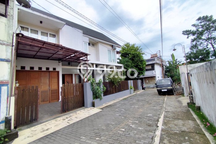 Best Deal Hunian Mewah Ideal dan Luas di Depok, Sleman Best Deal Hunian Mewah Ideal dan Luas di Depok, Sleman