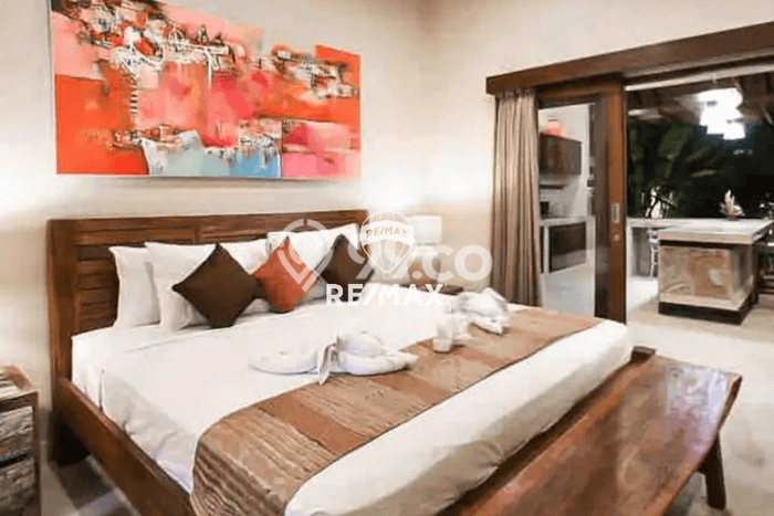 LOKASI PREMIUM! Vila Kawasan , Luas 250m2m², Akses ke Pusat Kota LOKASI PREMIUM! Vila Kawasan , Luas 250m2m², Akses ke Pusat Kota
