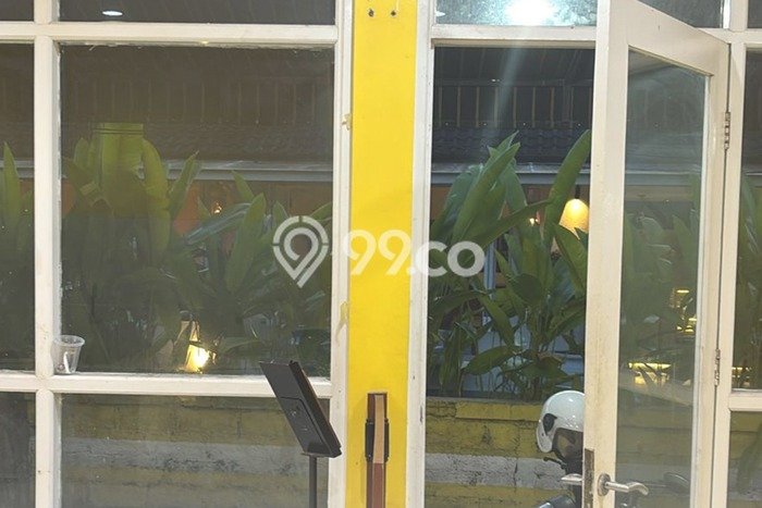 FOR RENT! Ruko di Batu Belig Cocok untuk Bisnis 12m2 FOR RENT! Ruko di Batu Belig Cocok untuk Bisnis 12m2