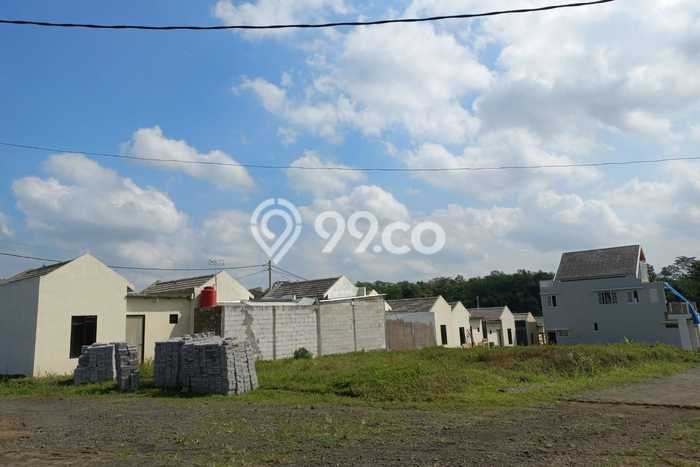 Hunian Murah Dijual Area Pakis, Malang Harga Rp 180 Juta Hunian Murah Dijual Area Pakis, Malang Harga Rp 180 Juta