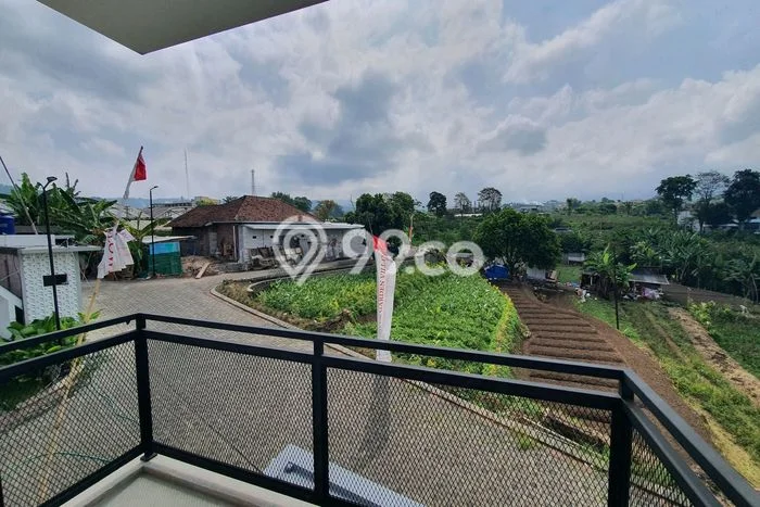 Rumah Modern Minimalis 3 Kamar Bisa Langsung Pindah di Batu Rumah Modern Minimalis 3 Kamar Bisa Langsung Pindah di Batu