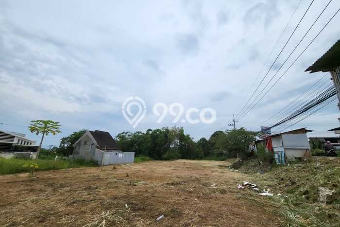 Rumah Luas Asri 17 KT Siap Pakai di Merjosari Malang Rumah Luas Asri 17 KT Siap Pakai di Merjosari Malang