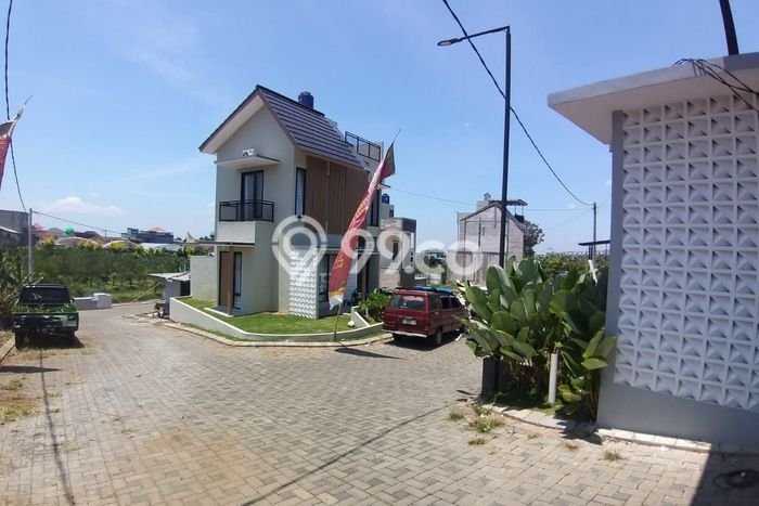Rumah Luas Asri 3 KT Siap Pakai di Batu Malang Rumah Luas Asri 3 KT Siap Pakai di Batu Malang