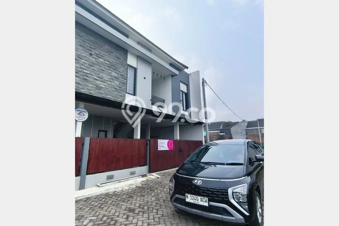 Kost Dijual di Merjosari dengan 10 KT dan Luas 150m2 Kost Dijual di Merjosari dengan 10 KT dan Luas 150m2