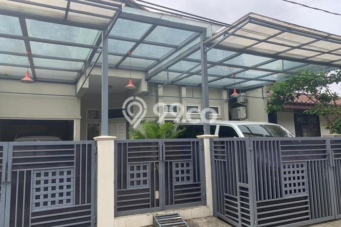 Rumah Luxury Modern Tanpa Renovasi di Bintaro Tangerang Selatan Rumah Luxury Modern Tanpa Renovasi di Bintaro Tangerang Selatan