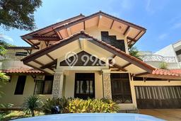 Rumah Elit Modern Tanpa Renovasi di Permata Hijau Jakarta Selatan Rumah Elit Modern Tanpa Renovasi di Permata Hijau Jakarta Selatan