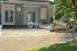 Dijual Cepat Rumah Bagus Siap Huni LB 120m2 di Ngaliyan, Semarang Dijual Cepat Rumah Bagus Siap Huni LB 120m2 di Ngaliyan, Semarang