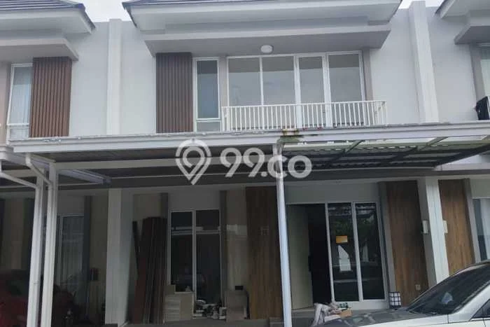 Jarang Ada! Rumah Sewa 5 Kamar Nyaman Siap Huni Gading Serpong Jarang Ada! Rumah Sewa 5 Kamar Nyaman Siap Huni Gading Serpong