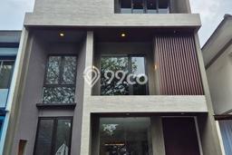 Ready to Use! Premium House LT 160m2 Desain Elegan di Alam Sutera Ready to Use! Premium House LT 160m2 Desain Elegan di Alam Sutera