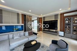 Ready to Use! Premium House LT 293m2 Desain Modern di Gading Serpong Ready to Use! Premium House LT 293m2 Desain Modern di Gading Serpong