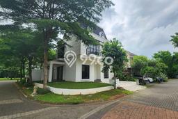 Rumah Mewah LB 250m2 Siap Huni Desain Elegan di BSD, Tangerang Rumah Mewah LB 250m2 Siap Huni Desain Elegan di BSD, Tangerang