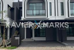 Ready to Use! Premium House LT 98m2 Desain Modern di BSD City Ready to Use! Premium House LT 98m2 Desain Modern di BSD City