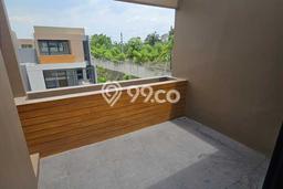 Hunian Mewah LB 144m2 Siap Huni Desain Elegan di BSD City, Tangerang Hunian Mewah LB 144m2 Siap Huni Desain Elegan di BSD City, Tangerang
