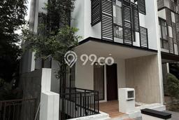 For Sale Hunian Rumah Terawat 3 Kamar di BSD City, Tangerang For Sale Hunian Rumah Terawat 3 Kamar di BSD City, Tangerang