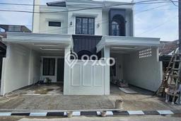 Ready to Use! Luxury House LT 180m2 Desain Modern di BSD City Ready to Use! Luxury House LT 180m2 Desain Modern di BSD City