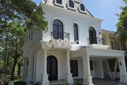 Rumah Elit Modern Siap Huni di BSD City Tangerang Rumah Elit Modern Siap Huni di BSD City Tangerang