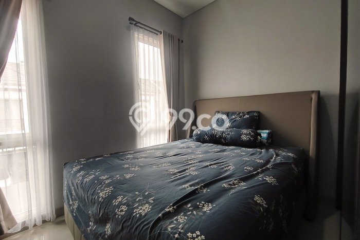 Jual Rumah Eksklusif 2 KT di BSD City, Tangerang Jual Rumah Eksklusif 2 KT di BSD City, Tangerang