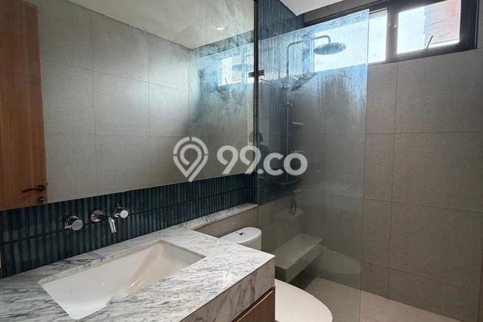 Dijual Rumah Mewah Megah Dengan View Cantik di Alam Sutera, Tangerang Dijual Rumah Mewah Megah Dengan View Cantik di Alam Sutera, Tangerang