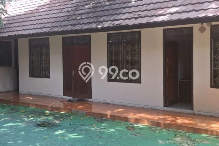 Disewakan Rumah Modern di Menteng Harga Rp 2 Miliar/ Tahun Disewakan Rumah Modern di Menteng Harga Rp 2 Miliar/ Tahun