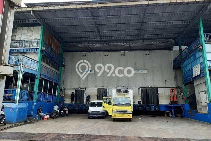 Gudang Disewa di Jakarta Utara dengan LB 3605m2 Area Komersial Ramai Gudang Disewa di Jakarta Utara dengan LB 3605m2 Area Komersial Ramai
