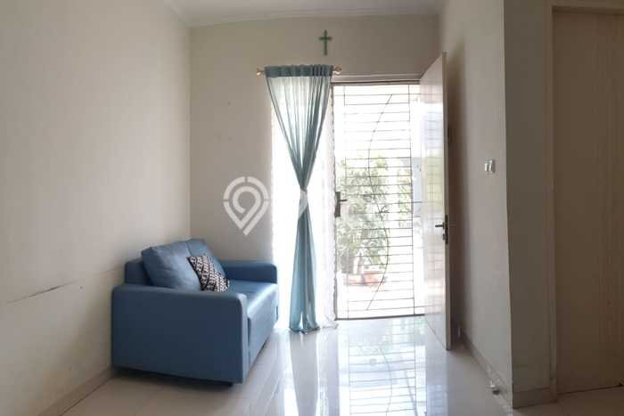 Disewakan! Rumah 3 Kamar Tidur &
3 Kamar Mandi di BSD The Icon, Tangerang Disewakan! Rumah 3 Kamar Tidur &
3 Kamar Mandi di BSD The Icon, Tangerang