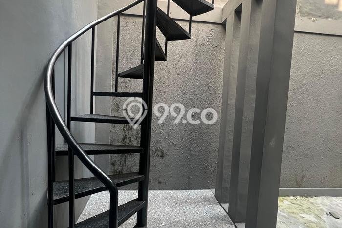 Jual Rumah Mewah Megah Dengan View Cantik di Bintaro, Tangerang Selatan Jual Rumah Mewah Megah Dengan View Cantik di Bintaro, Tangerang Selatan