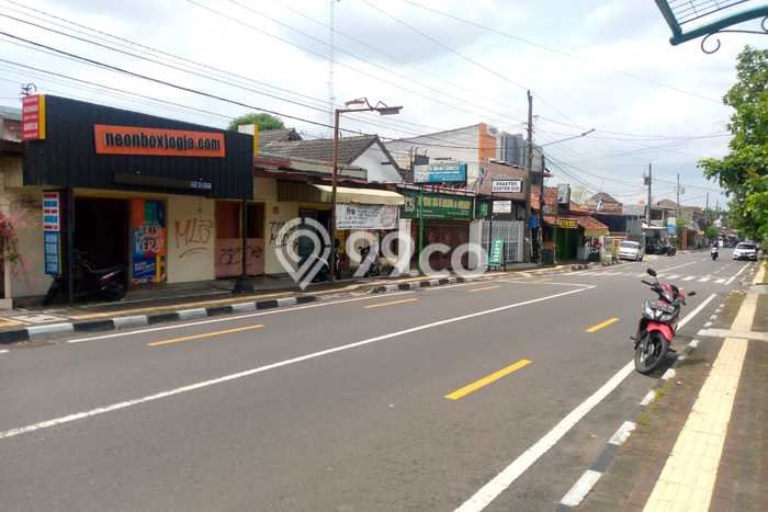 Komersial Bagus LT 472m2 LB 300m2 Dijual di Gondokusuman Yogyakarta Komersial Bagus LT 472m2 LB 300m2 Dijual di Gondokusuman Yogyakarta