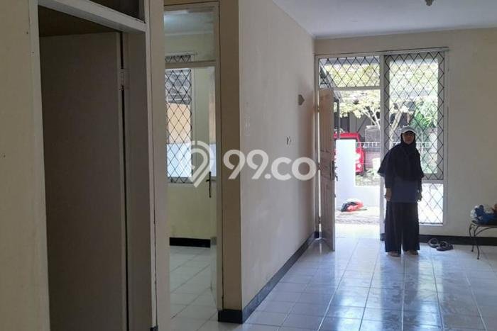 Jual Rumah Strategis Bagus Punya 3 KT di Pinang Tangerang SHM Jual Rumah Strategis Bagus Punya 3 KT di Pinang Tangerang SHM